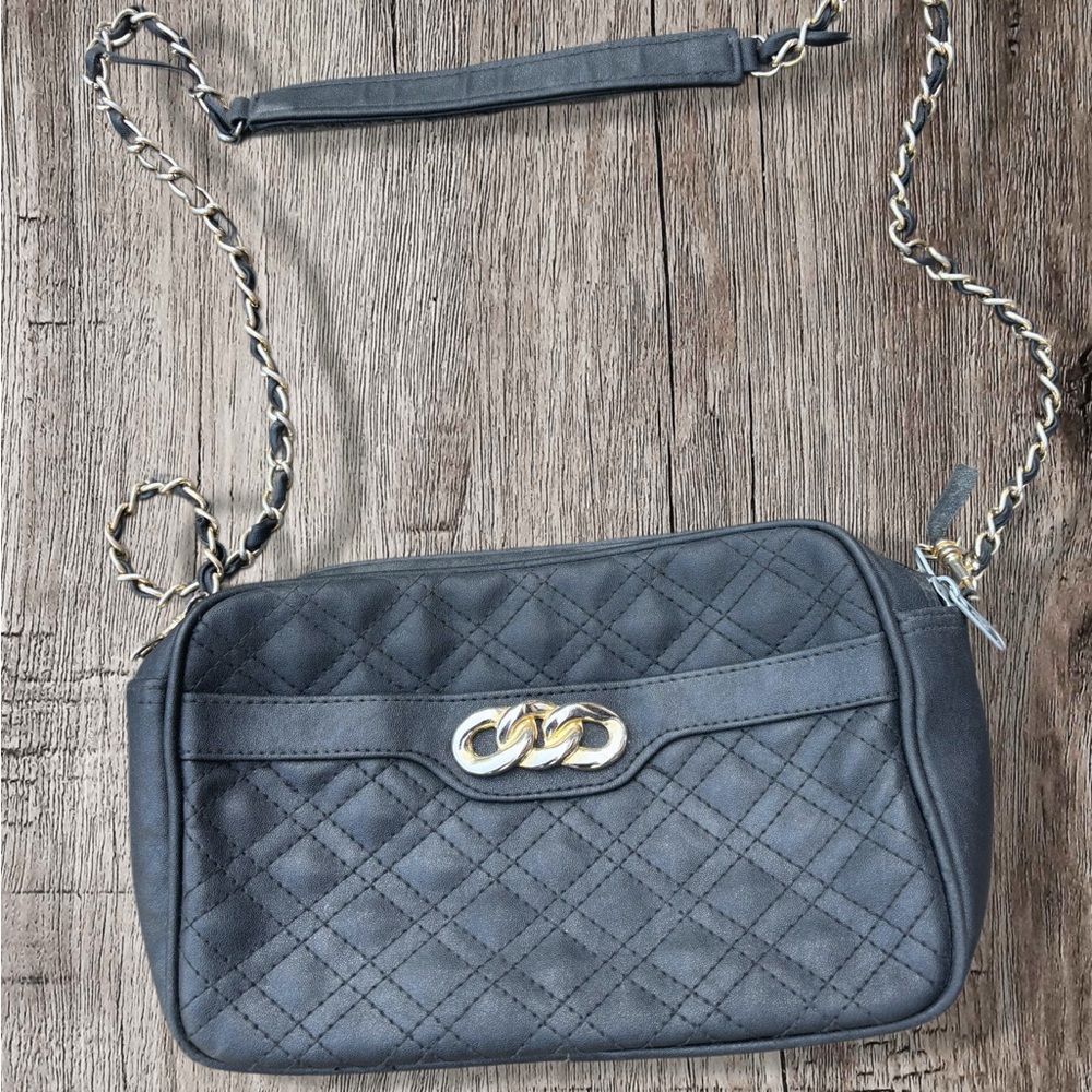 Elegant Black Quilted Chain Shoulder Bag